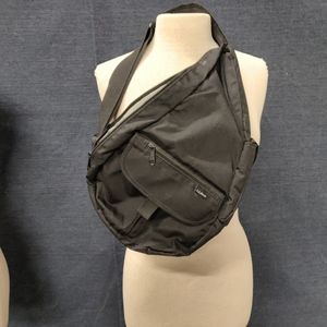 LL Bean Crossbody Utility Bag Tech Pockets Black